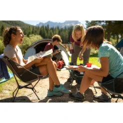 Quechua CHAISE BASSE PLIANTE DE CAMPING MH500 GRIS 16 Quechua CHAISE BASSE PLIANTE DE CAMPING MH500 GRIS -Camping Soldes chaise basse pliante de camping mh500 gris 6