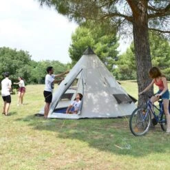 Tente De Camping Tipii - 6 Personnes - Hauteur 2,50m - Moustiquaire - Beige/Gris 11 Tente De Camping Tipii - 6 Personnes - Hauteur 2,50m - Moustiquaire - Beige/Gris -Camping Soldes tente de camping tipii 6 personnes hauteur 250m moustiquaire beigegris 4